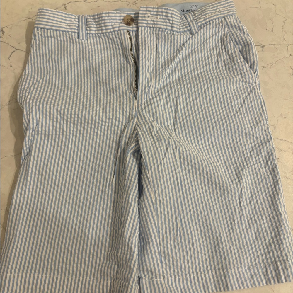 Vineyard vines shorts